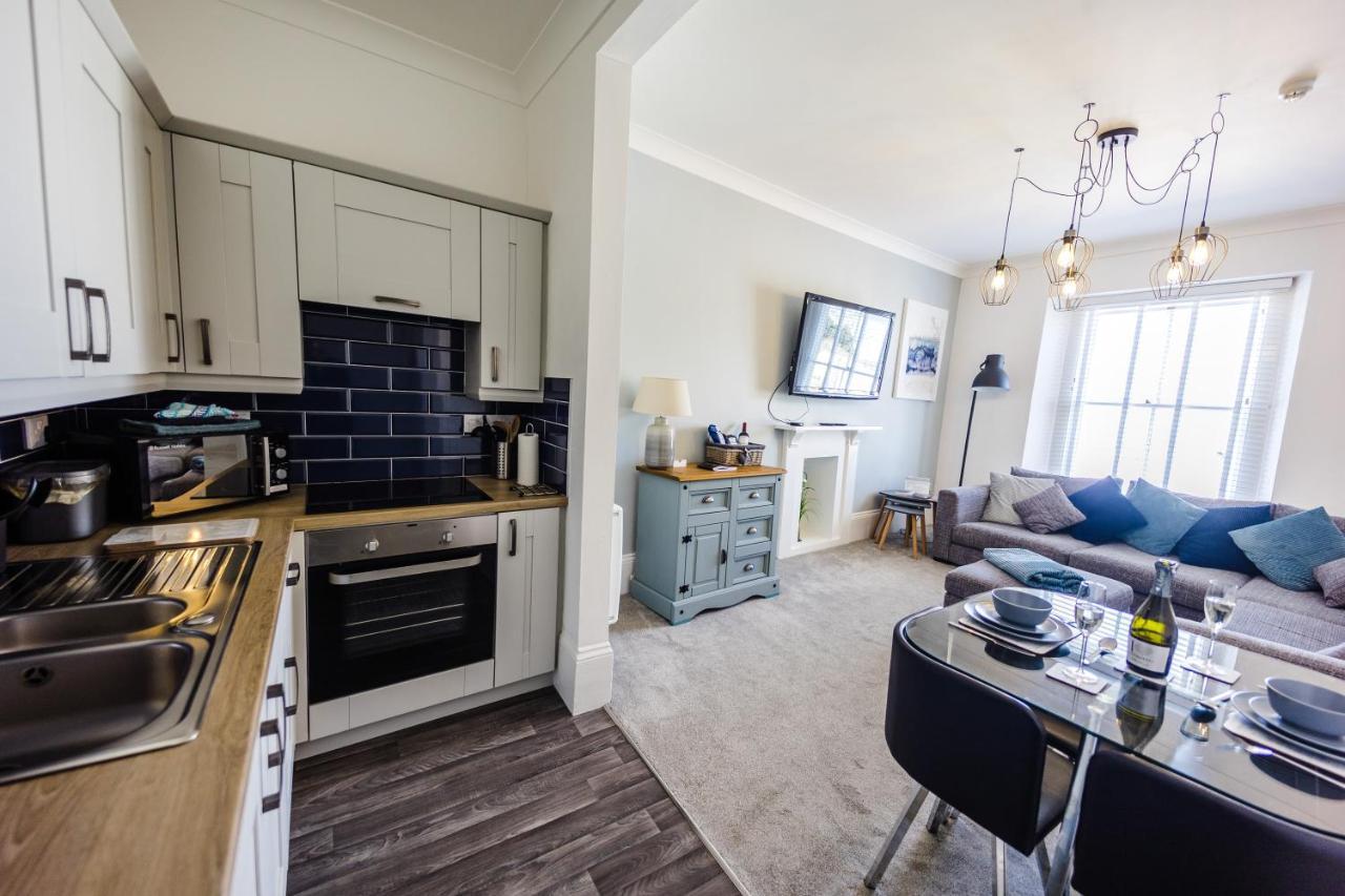 Flat 3 Flint House Tenby - Luxury Couples Apartment Eksteriør billede